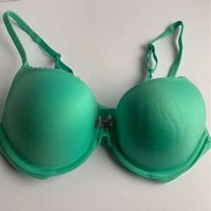 Victoria’s Secret Lined Perfect Coverage Mint Green padded bra Sz 36B